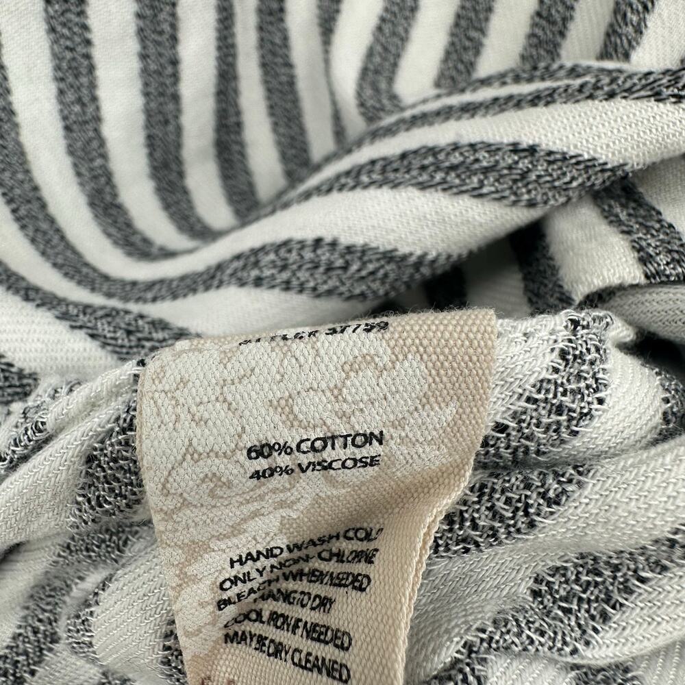 Soft Surroundings Size Small Button Up Shirt Whit… - image 4